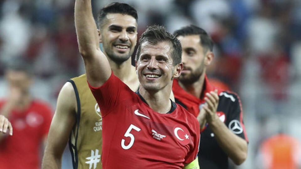 Emre Belözoğlu'ndan büyük fedakarlık!