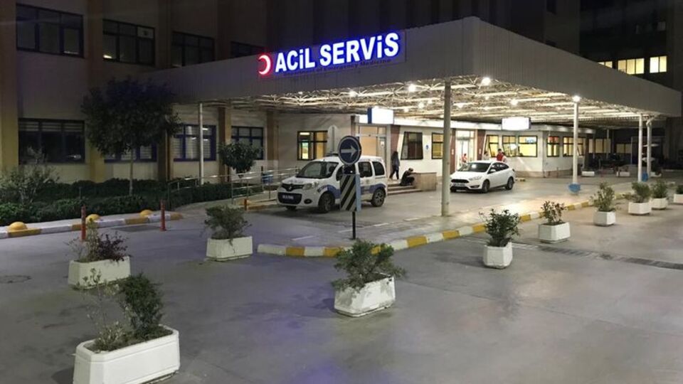 İzmir'de yüksekten düşen işçi öldü