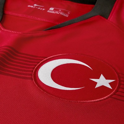 İki yıldız aday kadrodan çıkarıldı!