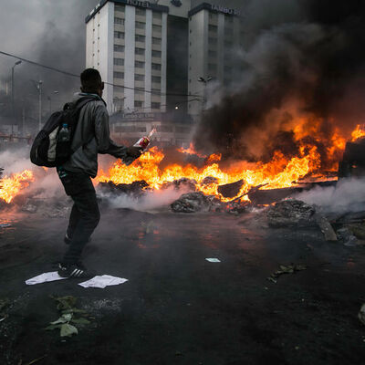 Asker sokağa indi! Gösteriler bitmedi!