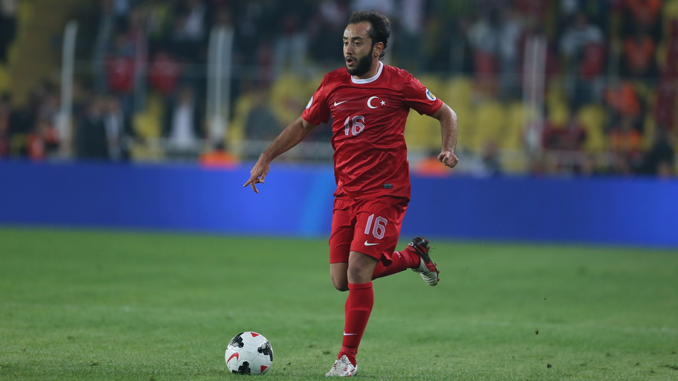 Olcan Adın futbolu bıraktı