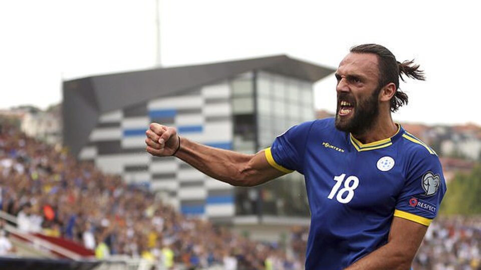 Vedat attı, Kosova kazandı