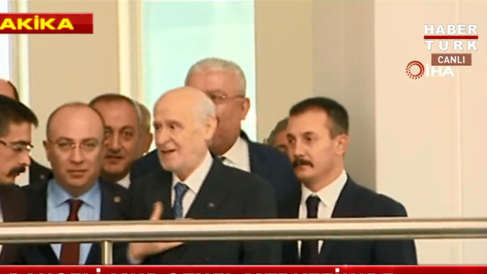 MHP lideri Bahçeli Genel Merkez'de