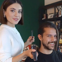 Ünlü oyuncudan eşine asker tıraşı