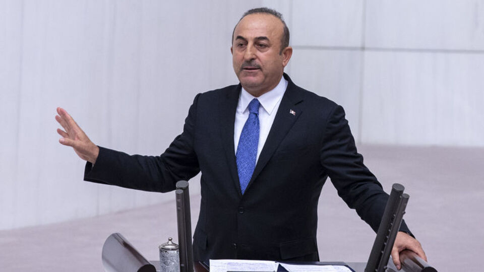 Çavuşoğlu: PYD, bize saldırması için DEAŞ'a para verdi