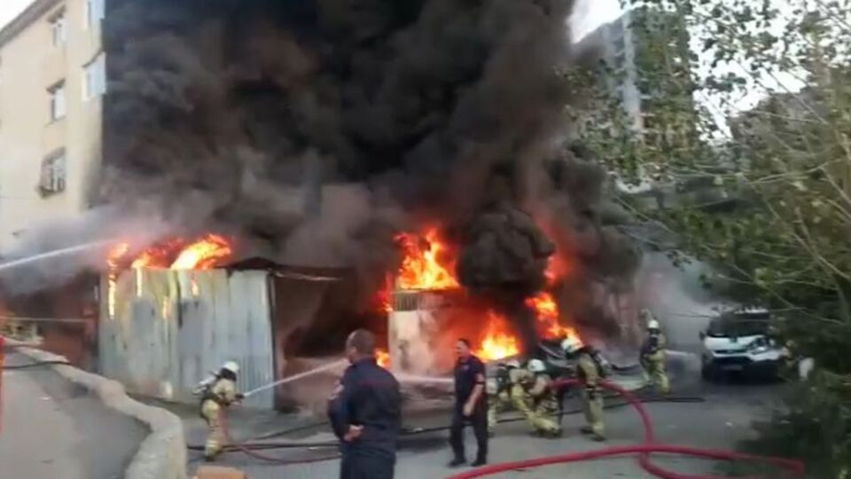 Kartal'da korkutan yangın