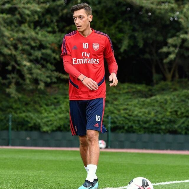 Mesut Özil'de flaş gelişme!