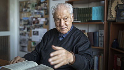 Nuri Pakdil hayatını kaybetti!