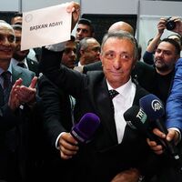 Ahmet Nur Çebi oyunu kullandı