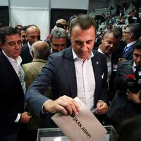 "İç çekişmeler Beşiktaş'a zarar verir"