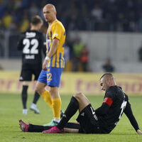 Burak Yılmaz'dan kötü haber!