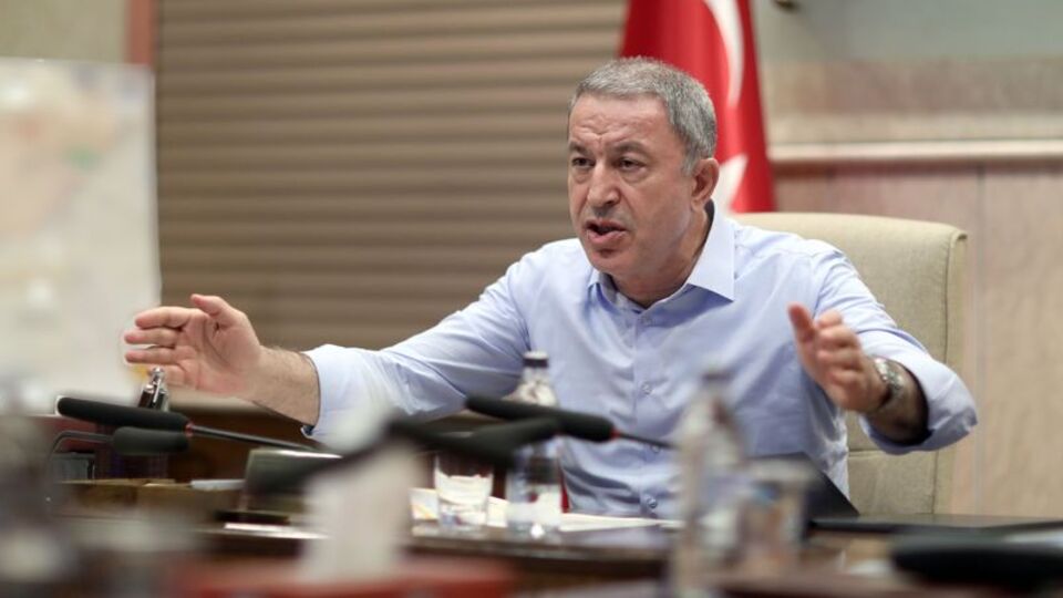 "Utanmaz, ahlaksız, alçaklar!"