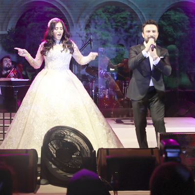 Düğüne ünlü akını