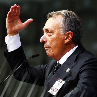 Ahmet Nur Çebi'yi neler bekliyor?