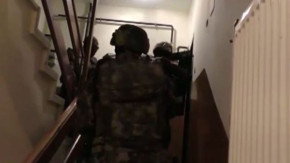 6 çocuğu PKK'ya götüren 8 kişi tutuklandı