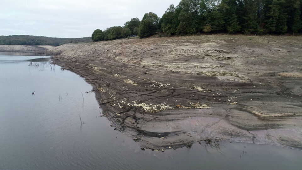 Barajlarda korkutan görüntü!