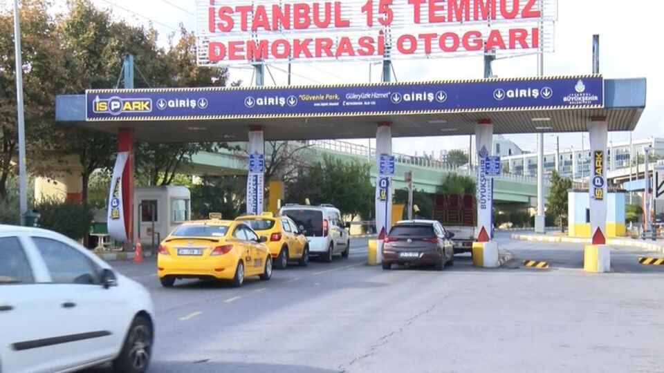 Otogarda taksicilerin 'park ücreti' oyunu!