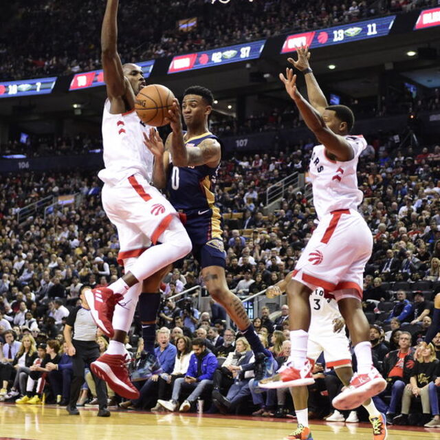 Raptors sezona galibiyetle başladı