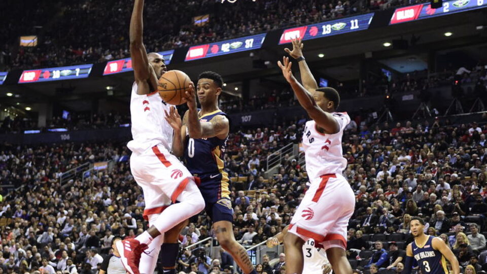 Raptors sezona galibiyetle başladı