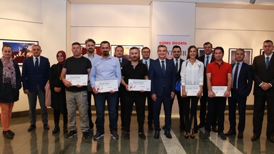 Fotoğrafçılar Güneş'i yakaladılar