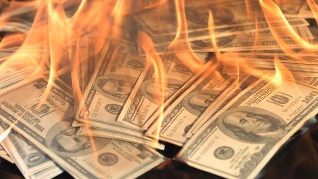 275 milyar dolar buharlaştı