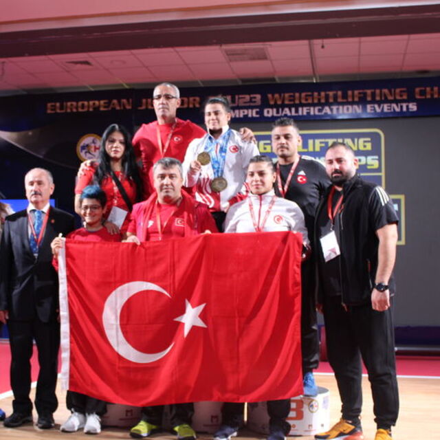 Erdoğan'dan sporculara tebrik