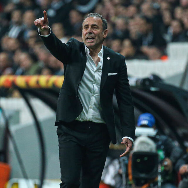 Beşiktaş Park'ta 'Avcı istifa' sesleri