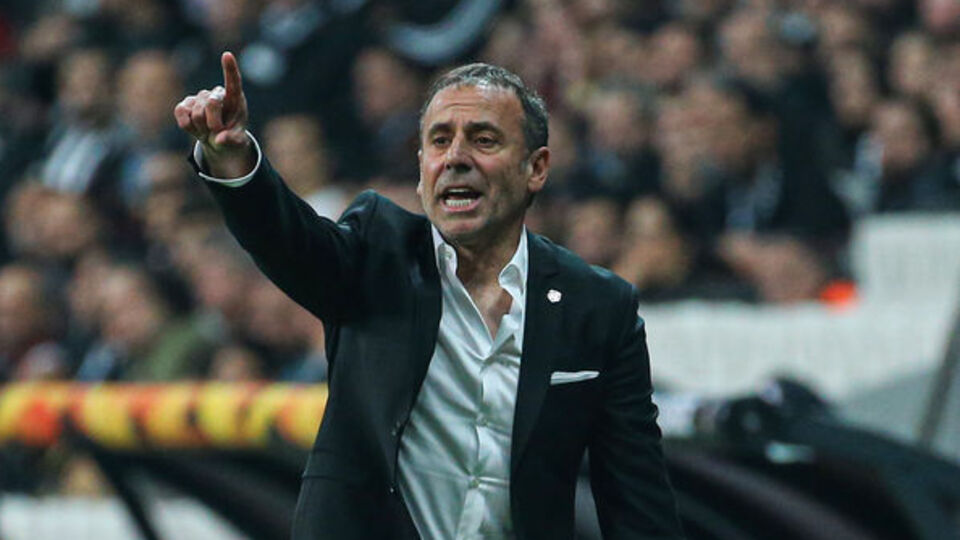 Beşiktaş Park'ta 'Avcı istifa' sesleri