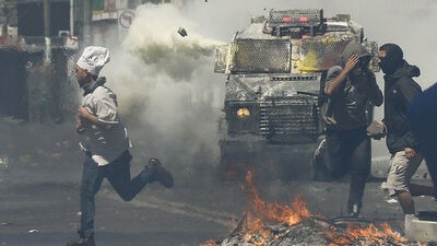Şili'deki protestolarda ölü sayısı 19'a çıktı