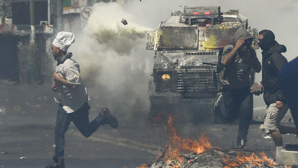 Şili'deki protestolarda ölü sayısı 19'a çıktı
