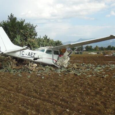 Uçak kazasından hırsızlığa!