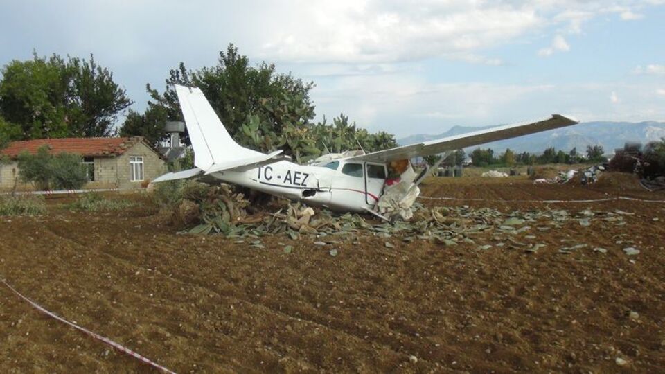 Uçak kazasından hırsızlığa!
