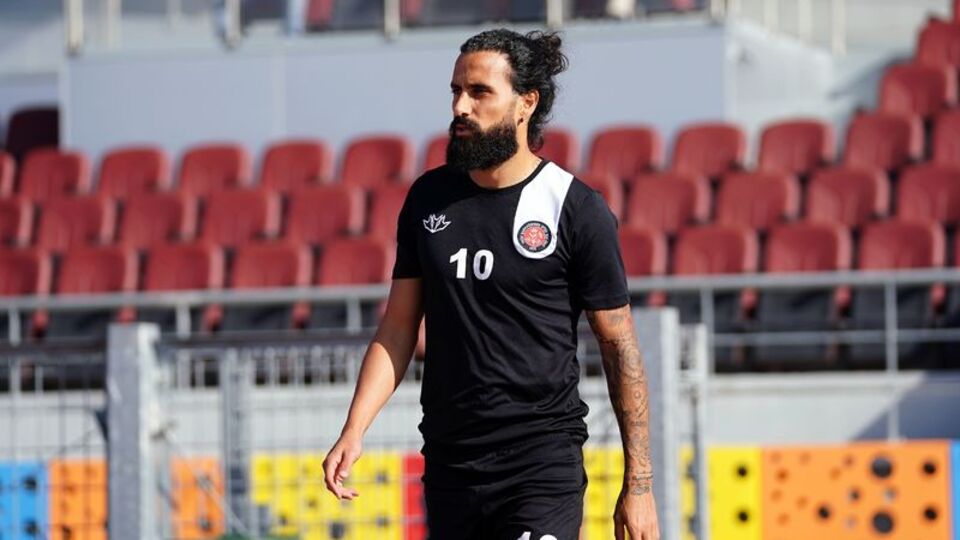 "Ben teknik ekibe yardımcı oluyorum"