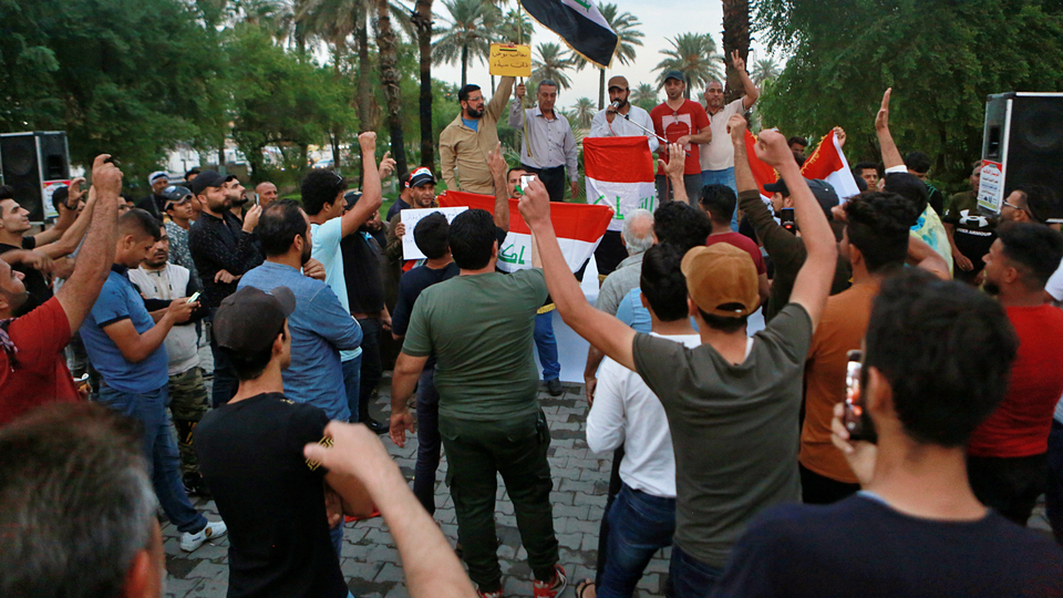 Irak'ta 'öfke Cuması'