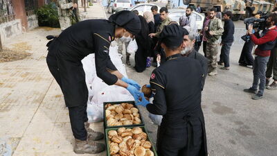 Tel Abyad'da yaralar sarılıyor