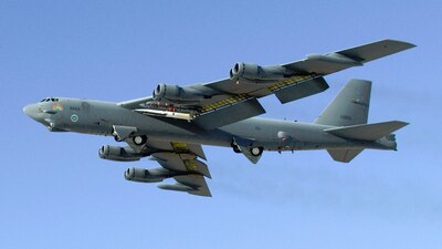 ABD Rusya'yı 'bombaladı'