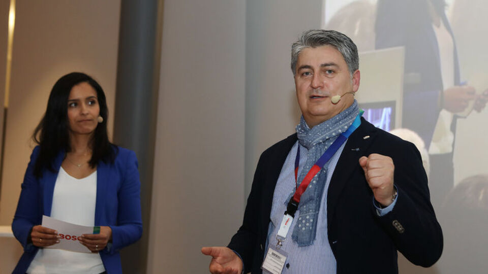 Yerli otomobili Almanya'da anlattılar