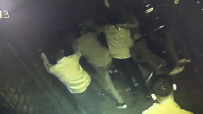 Ölümüne dayak! Araya giren kadına da acımadılar