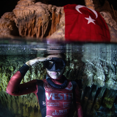 Şahika Ercümen'den dünya rekoru