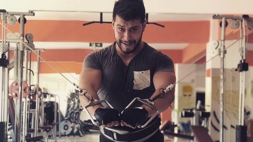 Spor salonu işletmecisi silahlı saldırıda öldürüldü