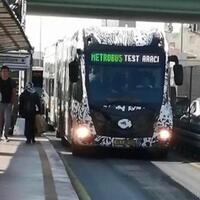 İşte yeni metrobüs! Test sürüşüne başladı