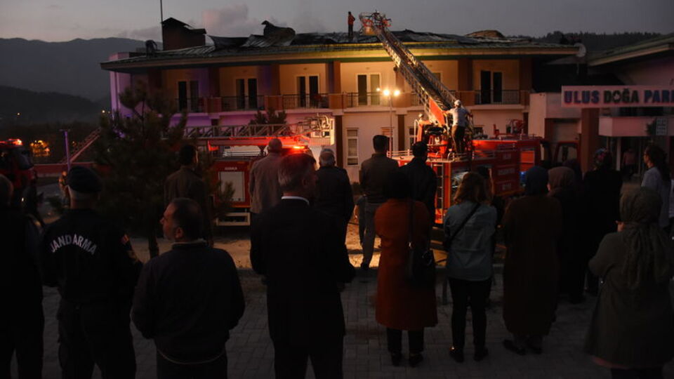 Bartın'da korkutan otel yangını