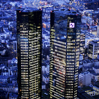 Deutsche'den 832 milyon euro zarar