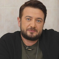 "Para karşılığı biriyle evlenmeyi düşündüm"