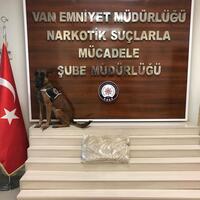 Kargo aktarma merkezinde uyuşturucu ele geçirildi