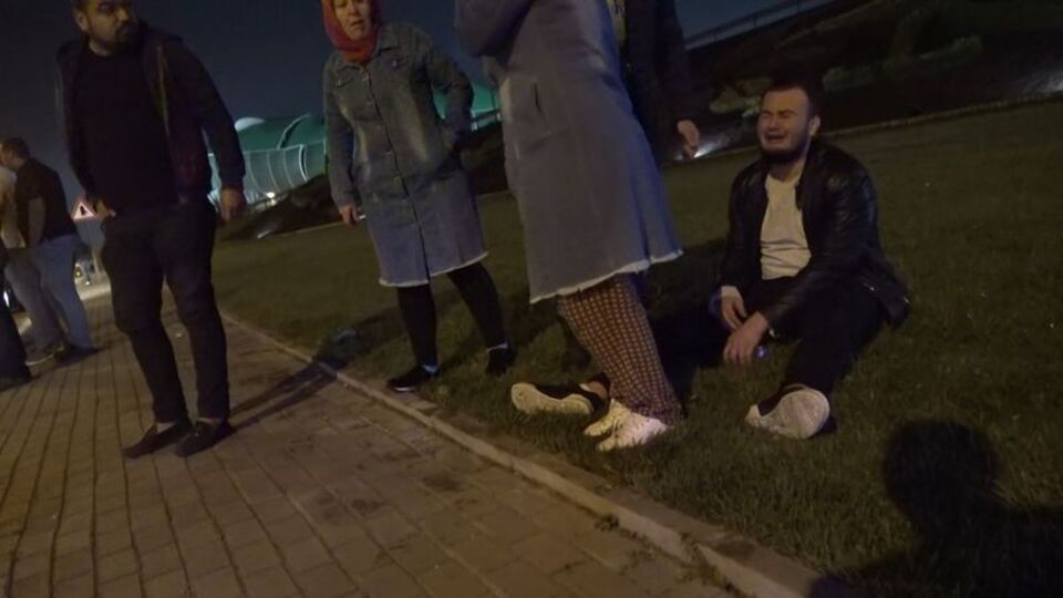 Hüngür hüngür ağladı: Babamı çağırmayın