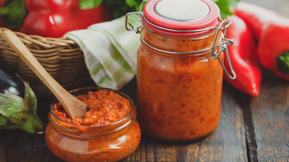 Ajvar (patlıcanlı sos) tarifi, nasıl yapılır?