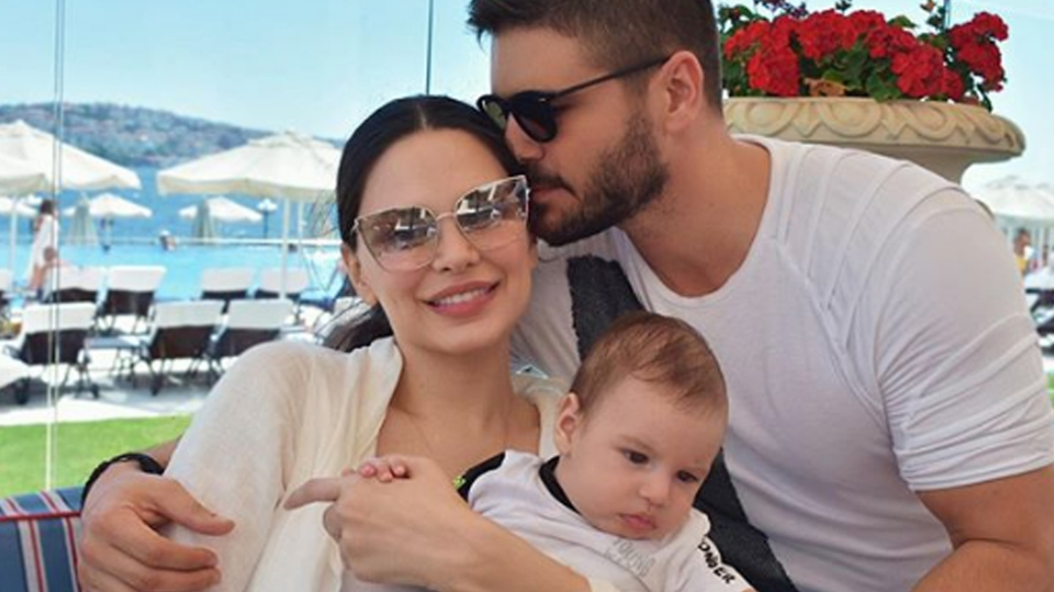 5 aylık oğulları ameliyata alındı