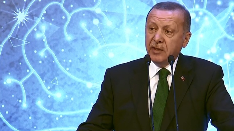 Erdoğan: Tel Abyad'la Resulayn arasında mülteciler şehrini biz kuracağız