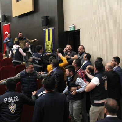 Ankaragücü genel kurulunda olay!